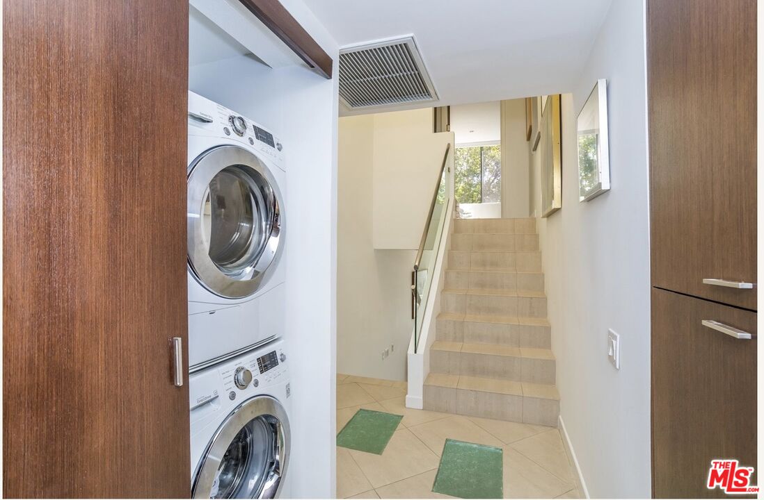 1033 Carol Dr Unit: T9