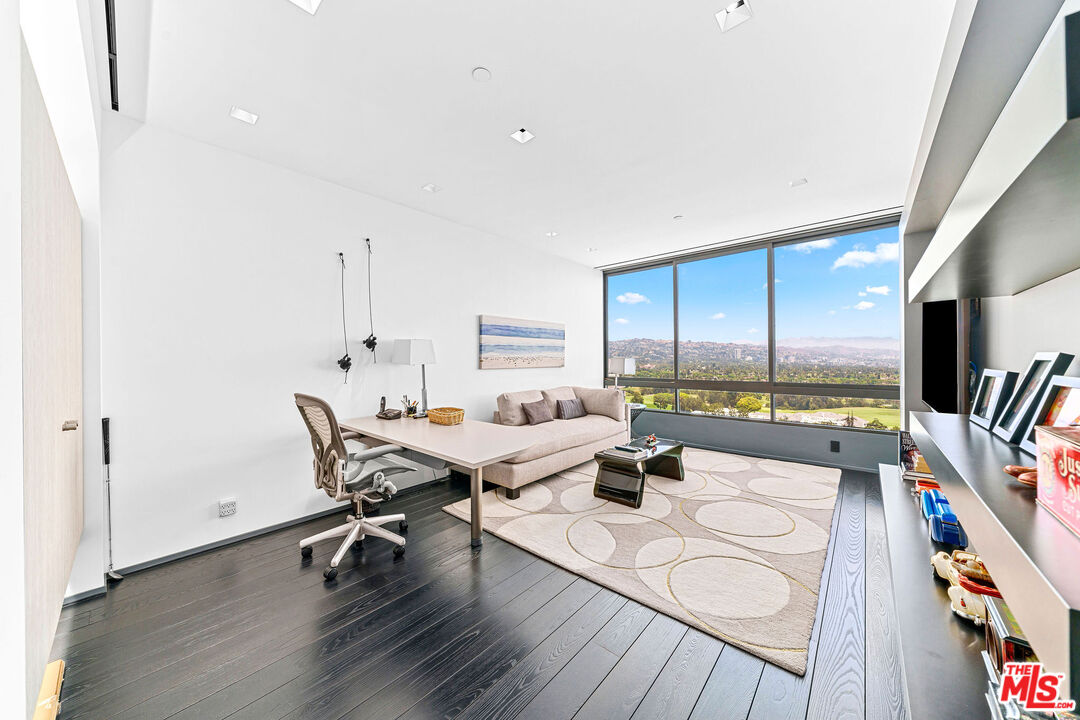 10350 Wilshire Blvd Unit: 3
