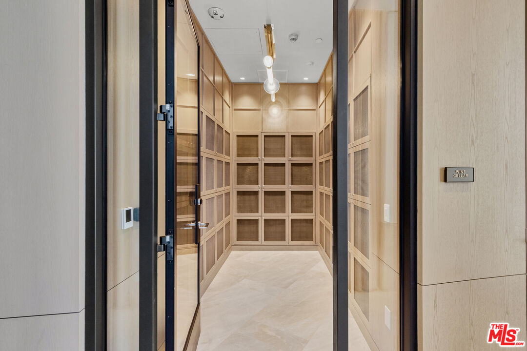 211 Elm Court Unit: 20A