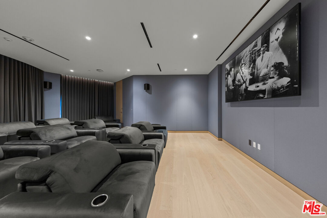 211 Elm Court Unit: 20A