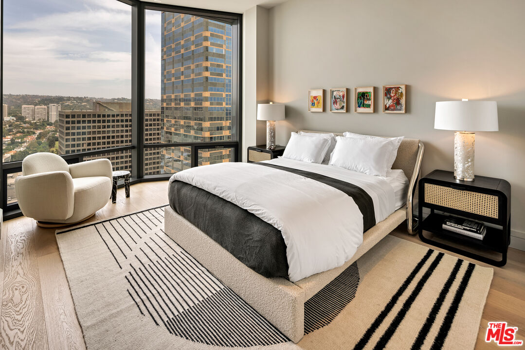 211 Elm Court Unit: 20A