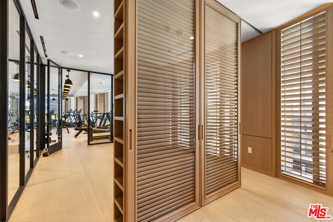 211 Elm Court Unit: 20A