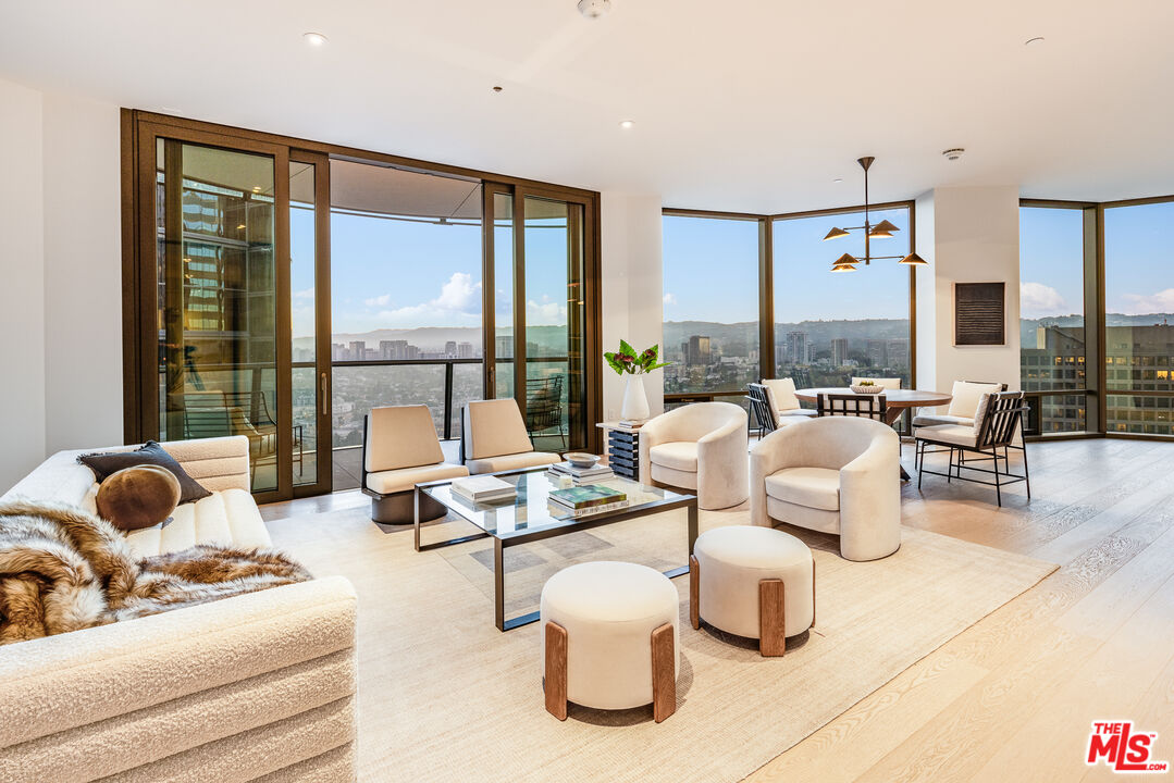 211 Elm Court Unit: 20A