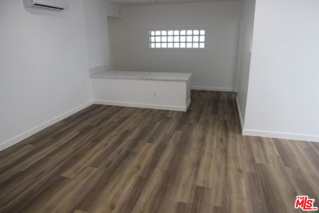 1128 23RD ST Unit: 6