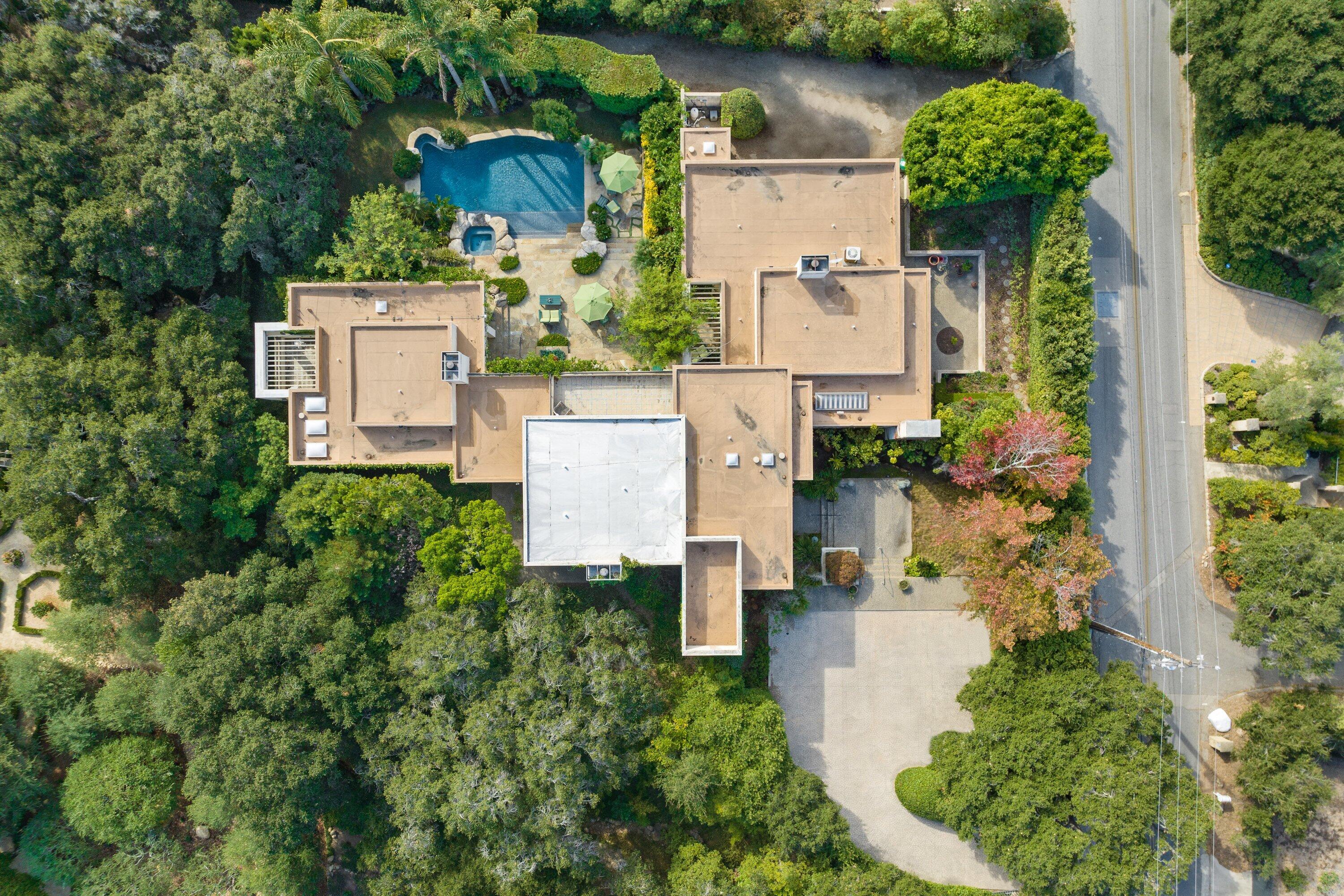750 Picacho Lane