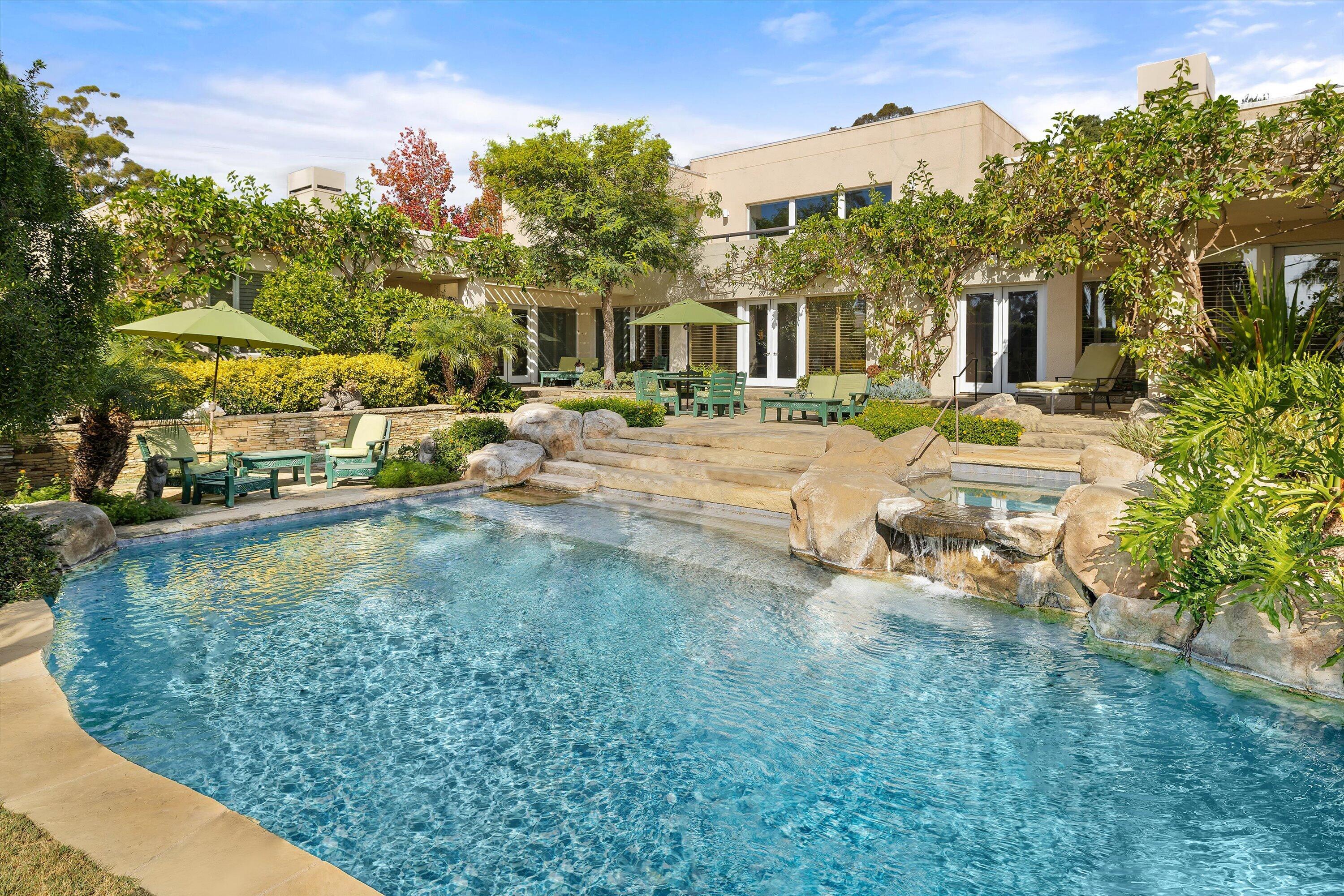 750 Picacho Lane