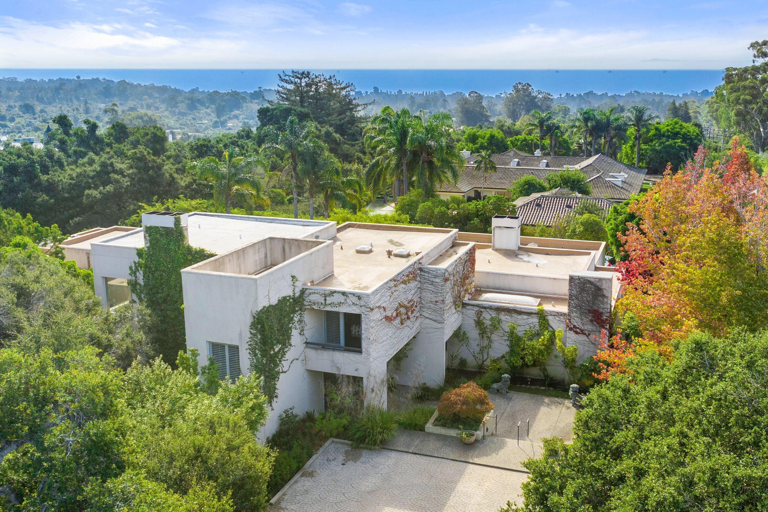 750 Picacho Lane