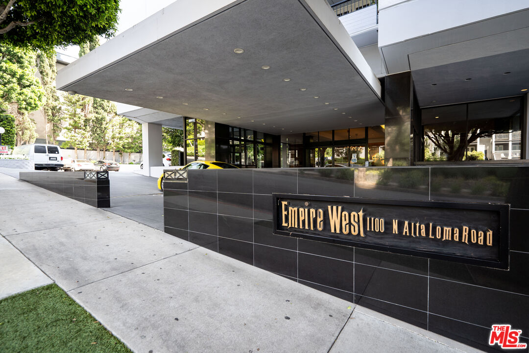 1100 Alta Loma Rd Unit: 604