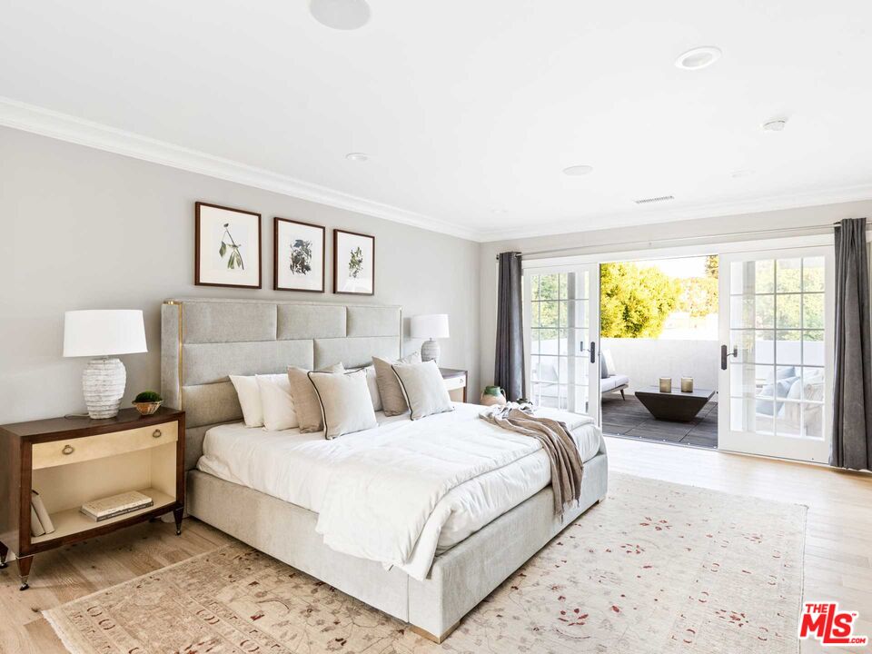 1610 N Ogden Dr