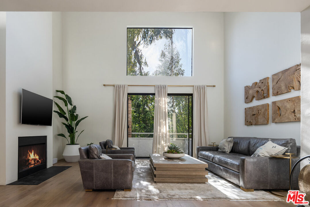1401 Camden Ave Unit: 5