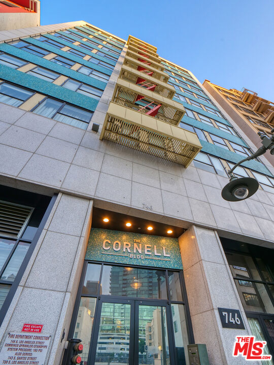 746 S Los Angeles St Unit: 1201