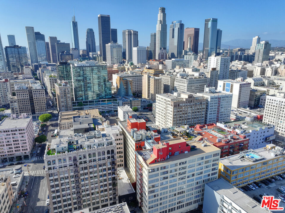 746 S Los Angeles St Unit: 1201