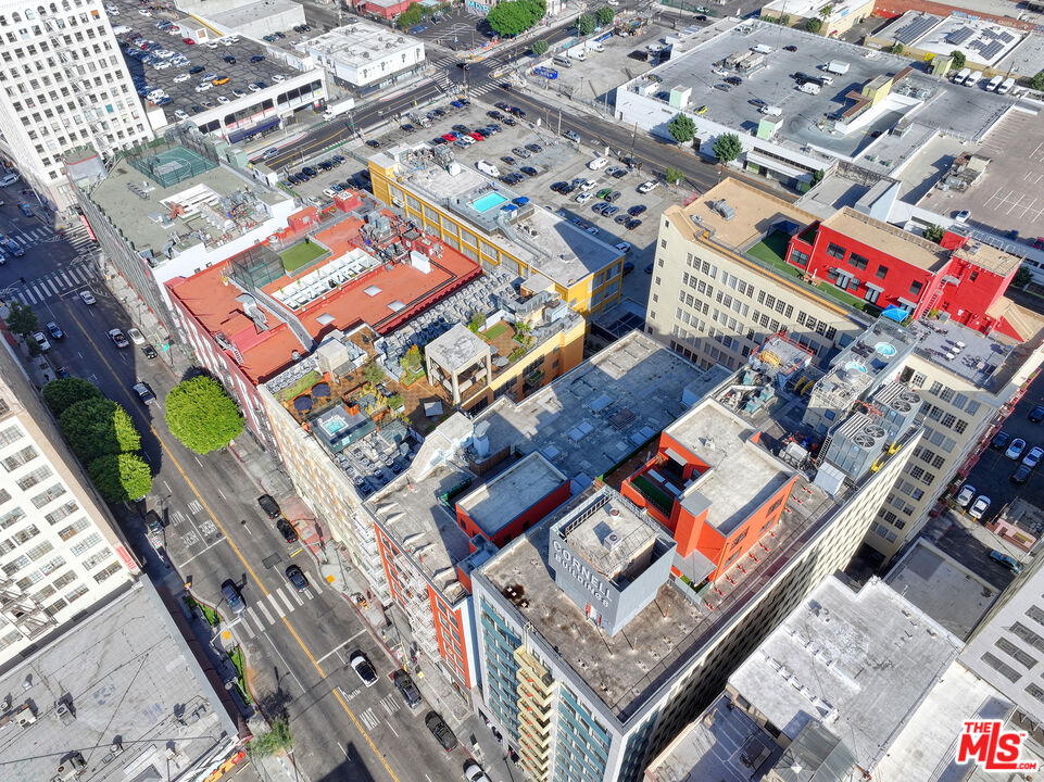 746 S Los Angeles St Unit: 1201