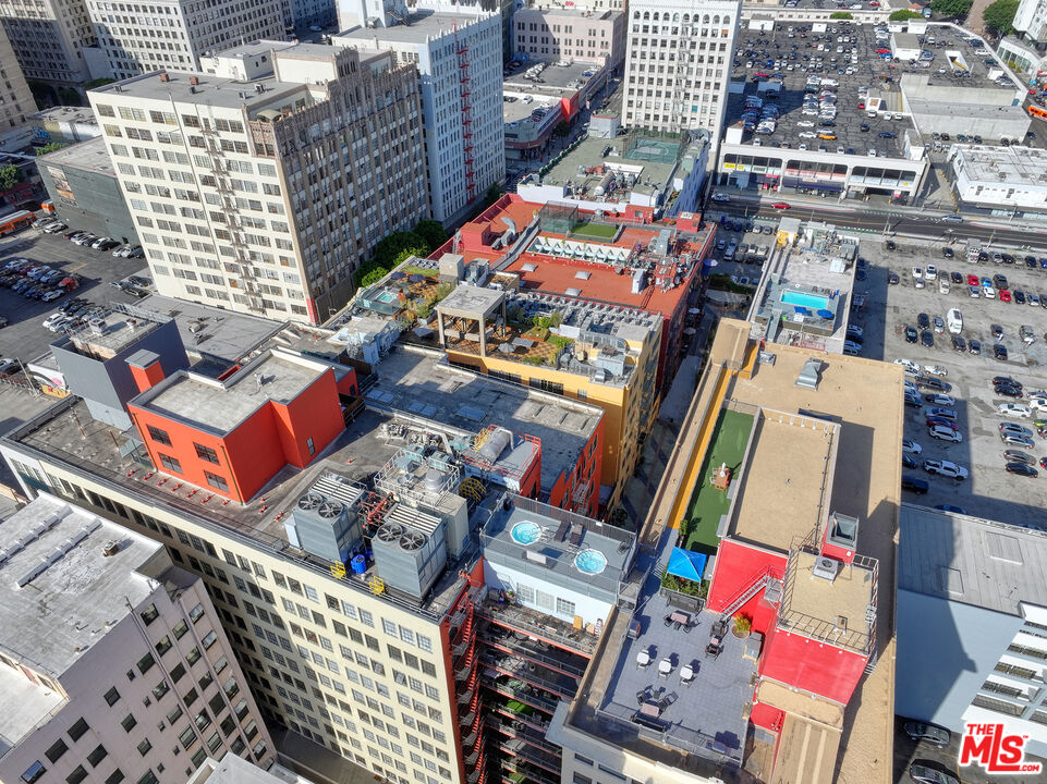 746 S Los Angeles St Unit: 1201