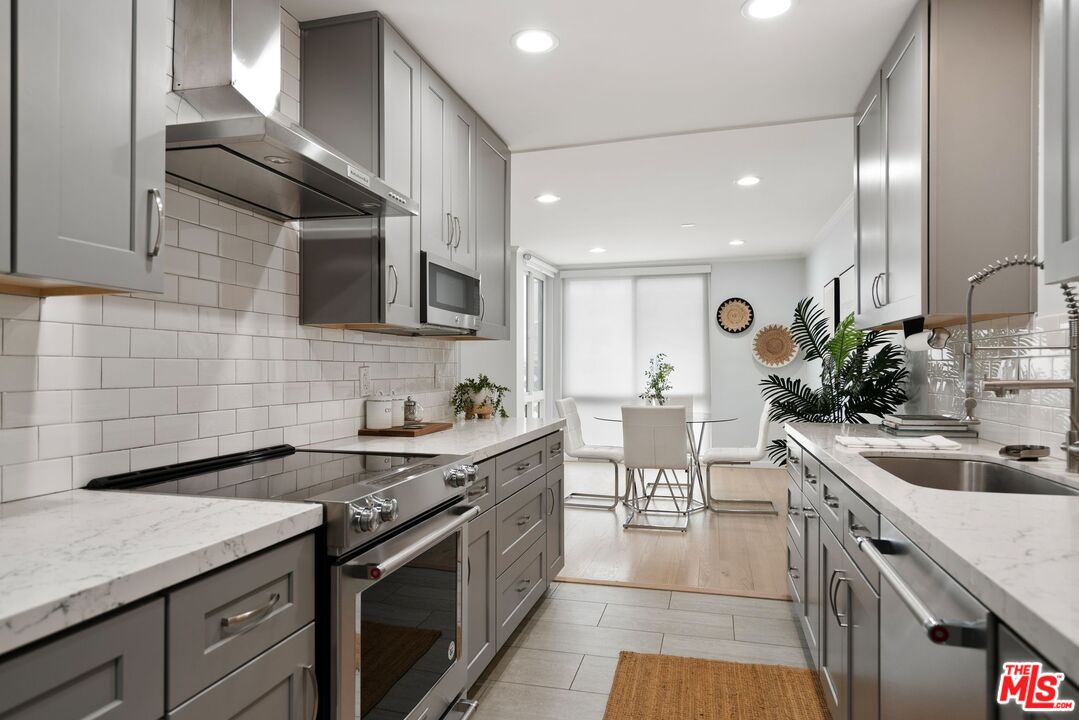 11918 Kiowa Ave Unit: 203