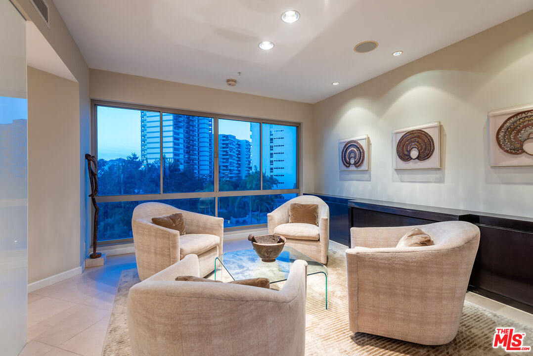 10490 Wilshire Blvd Unit: 604