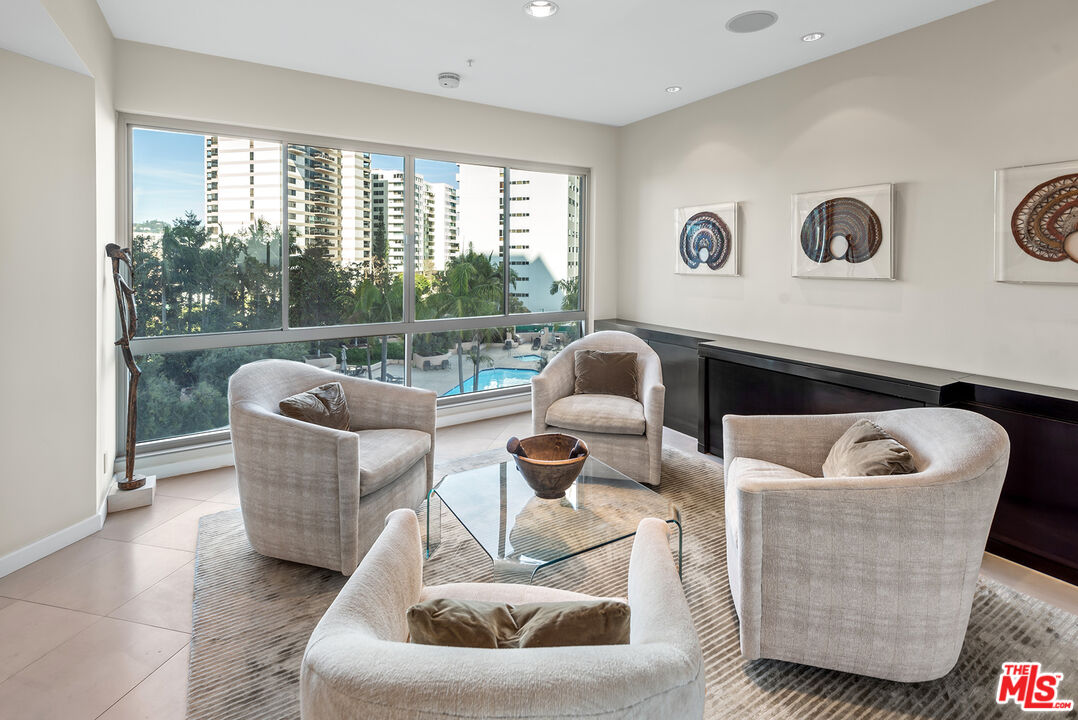 10490 Wilshire Blvd Unit: 604