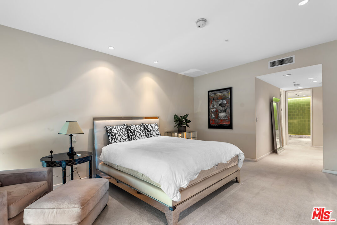 10490 Wilshire Blvd Unit: 604