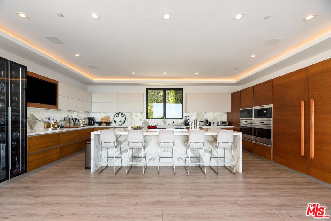 1225 Chickory Ln