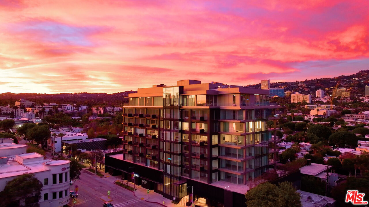 8899 Beverly Blvd Unit: 8B