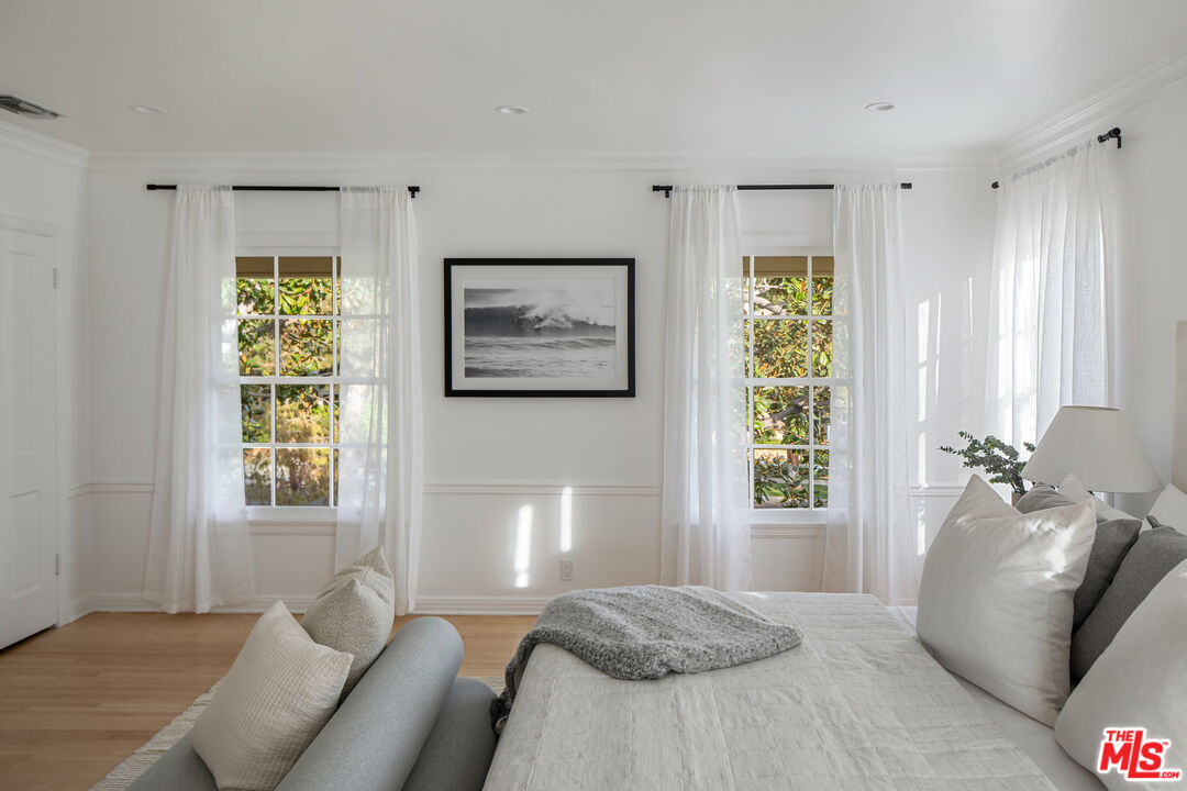 625 N Sierra Dr
