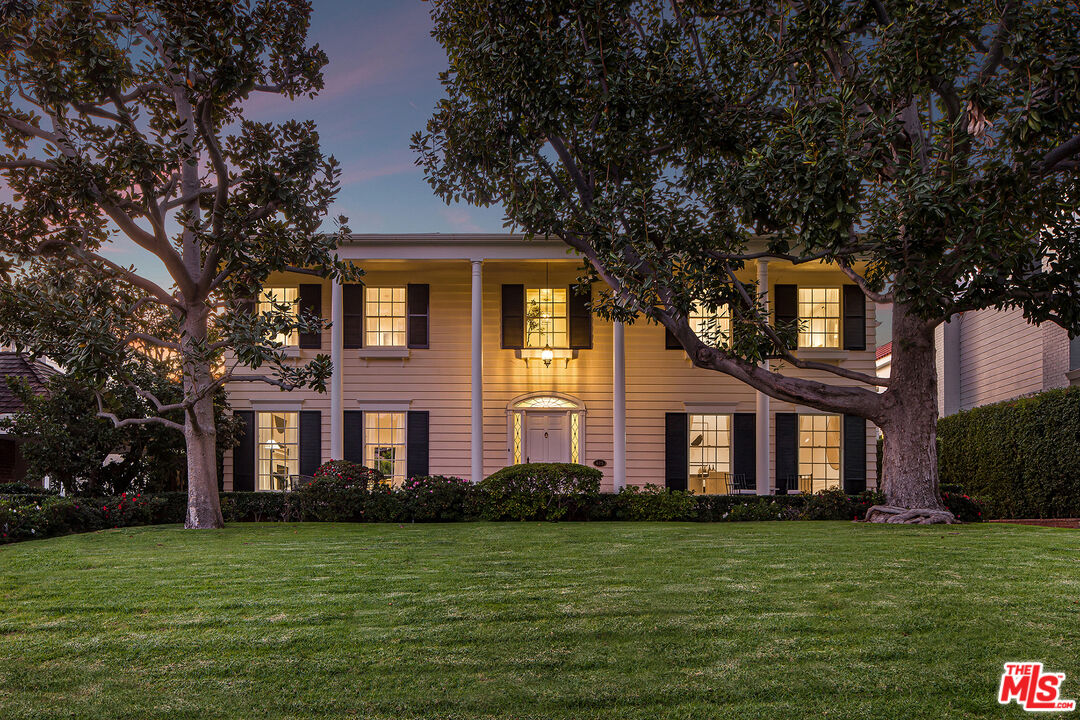 625 N Sierra Dr