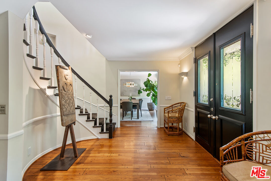 1151 Sunset Vale Ave