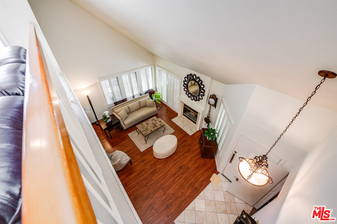 18731 Hatteras St Unit: 26