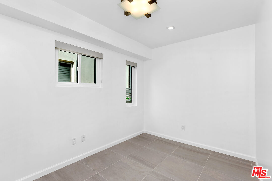 424 Carroll Canal