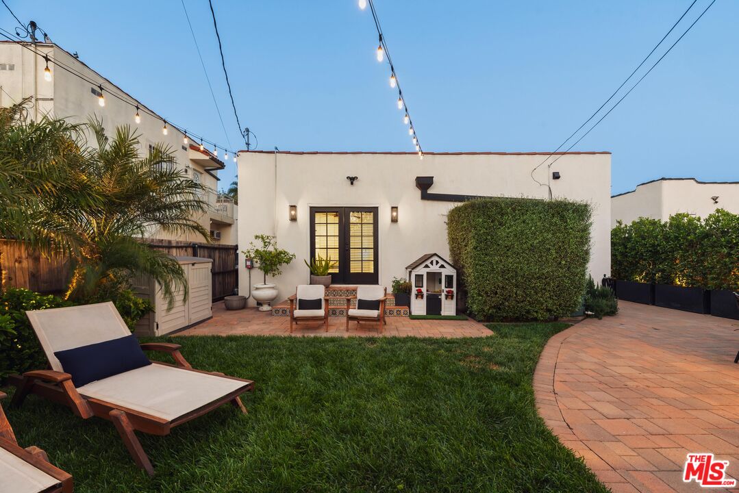 1225 S Cloverdale Ave