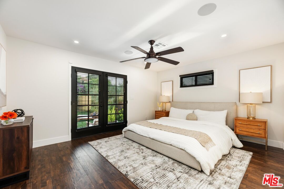 1225 S Cloverdale Ave