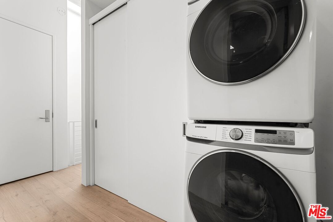 1850 Industrial St Unit: 711