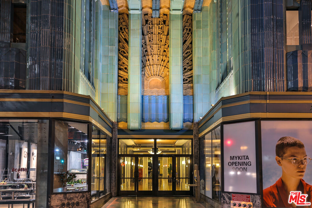 849 S Broadway Unit: 1210