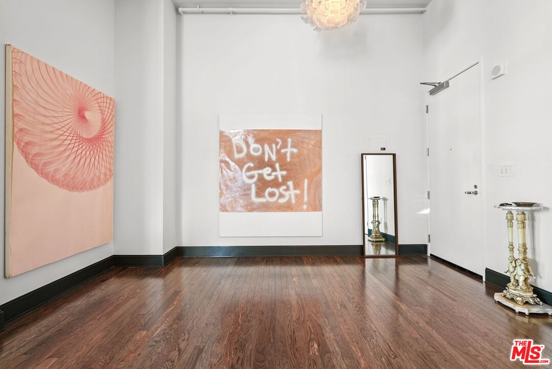 849 S Broadway Unit: 1210