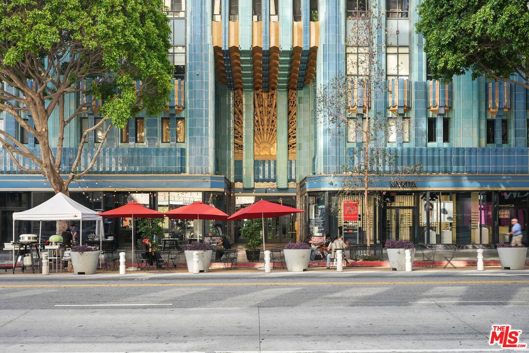 849 S Broadway Unit: 1210