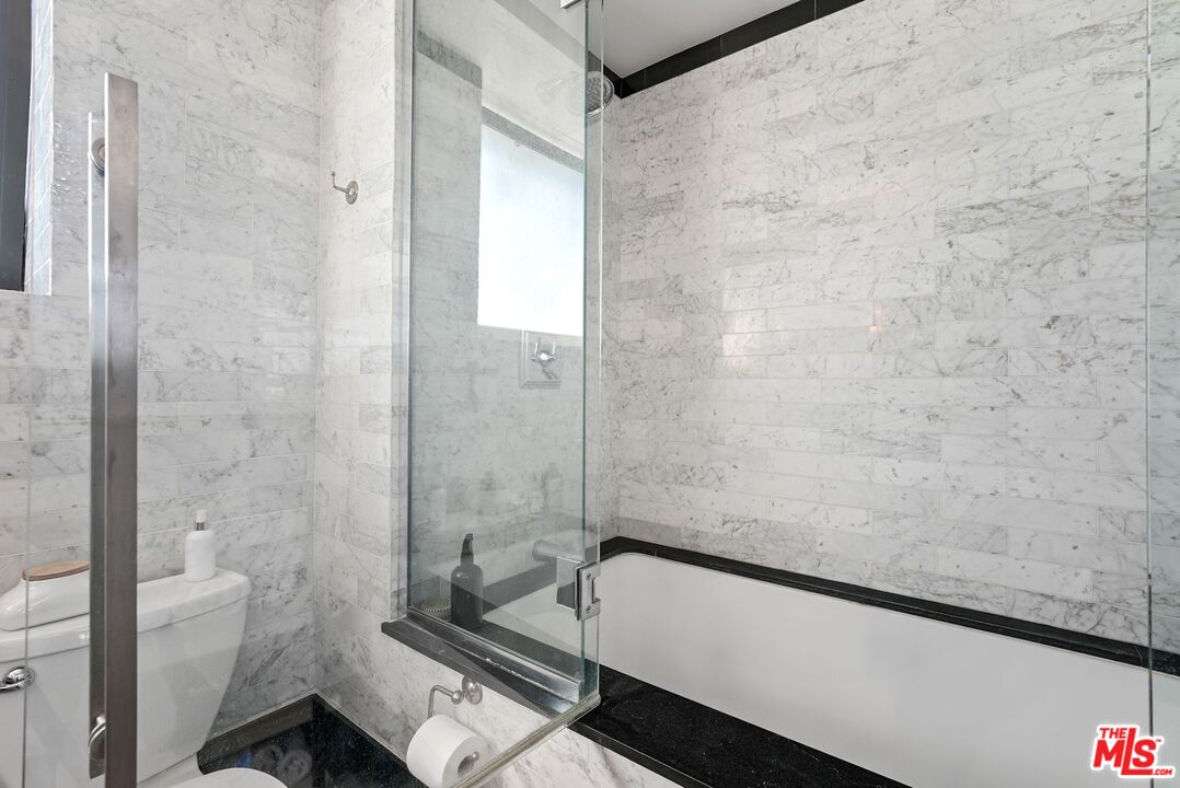 849 S Broadway Unit: 1210