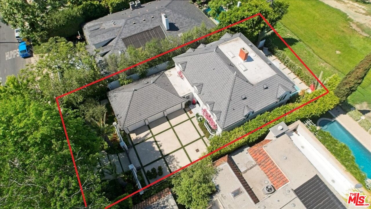 1400 Club View Dr