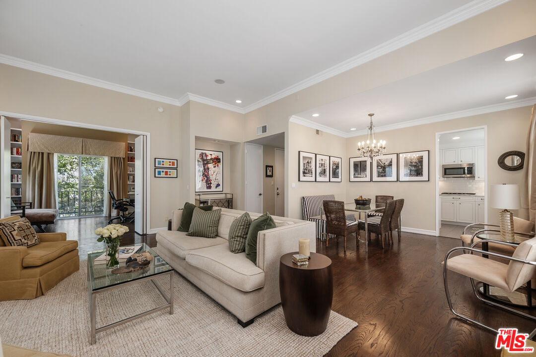 100 S Wetherly Dr Unit: 5