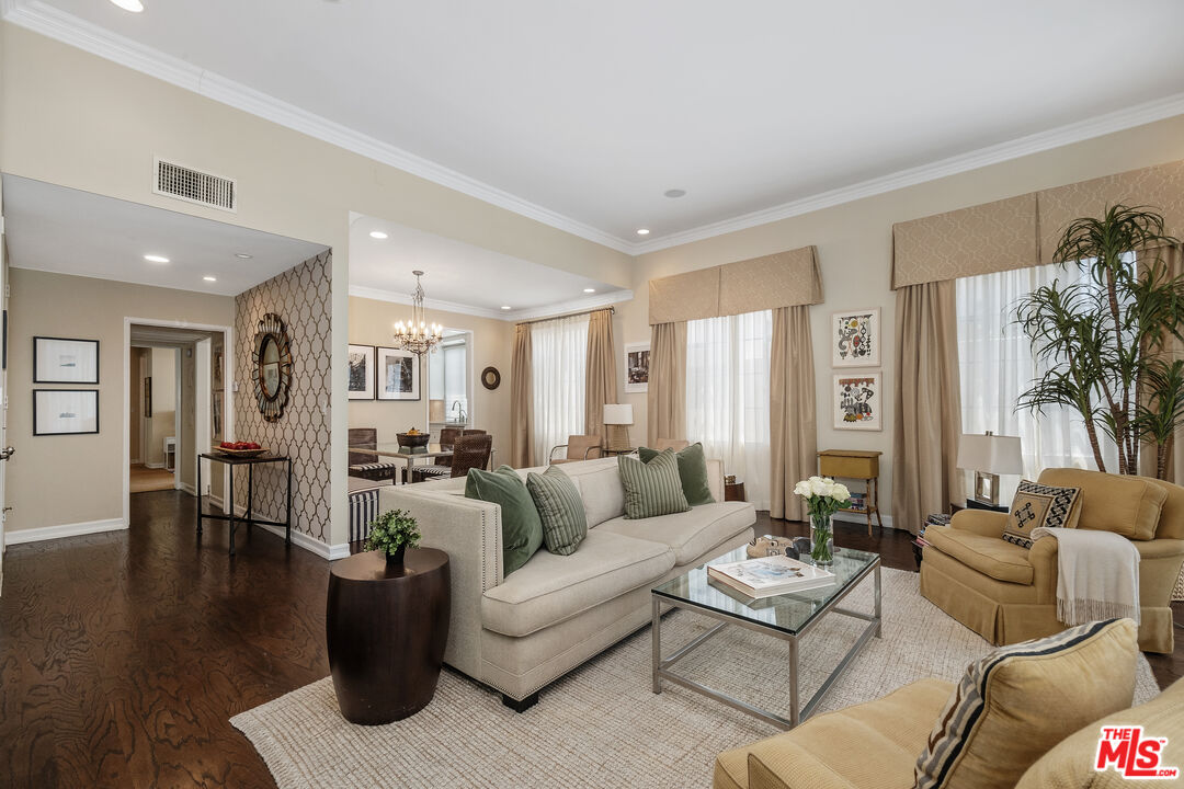 100 S Wetherly Dr Unit: 5