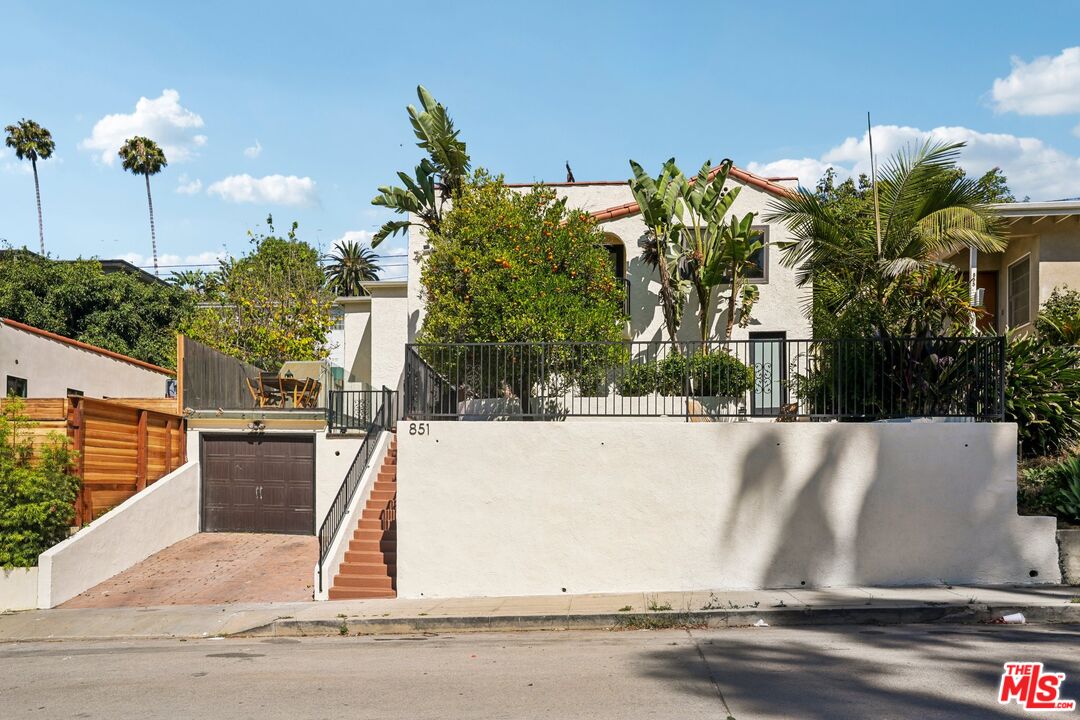 851 Tularosa Dr