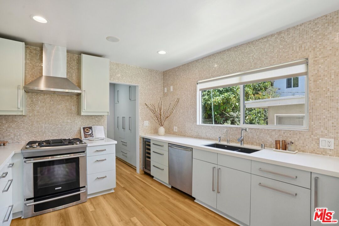 851 Tularosa Dr
