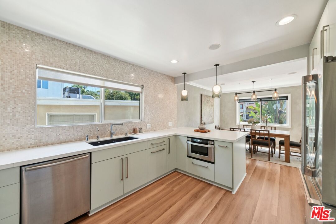 851 Tularosa Dr