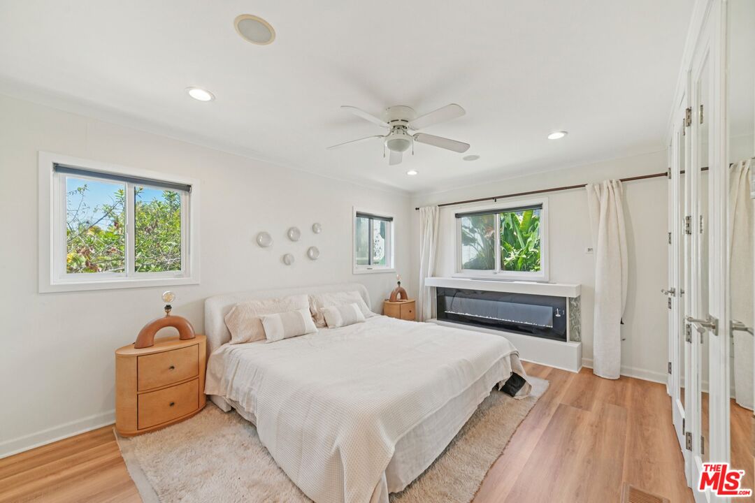 851 Tularosa Dr