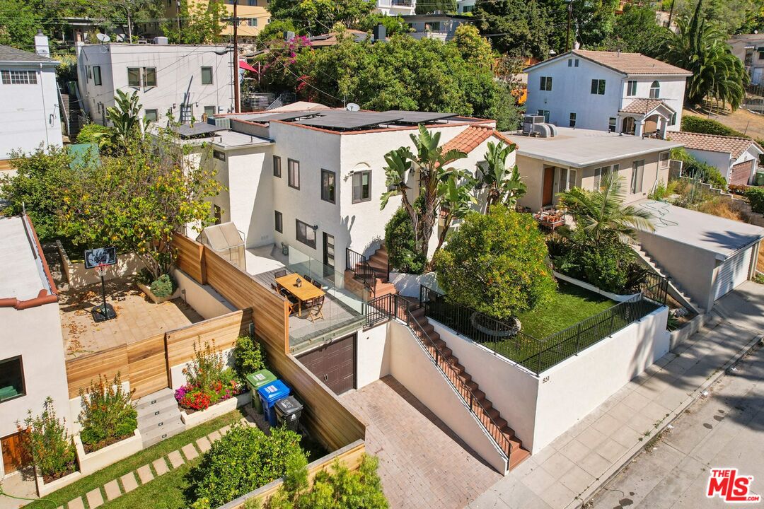 851 Tularosa Dr