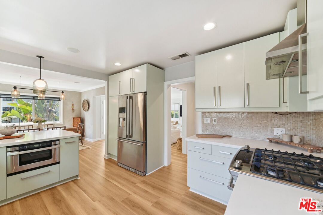 851 Tularosa Dr