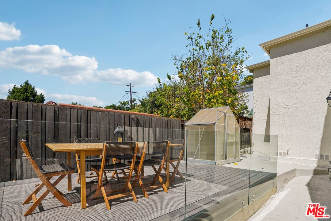 851 Tularosa Dr