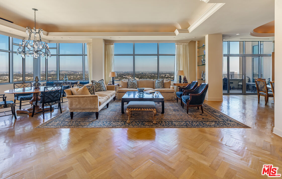 10800 Wilshire Blvd Unit: PH 2202