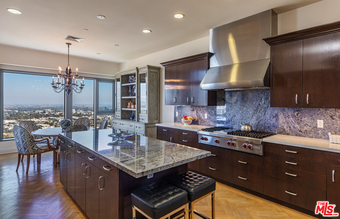 10800 Wilshire Blvd Unit: PH 2202