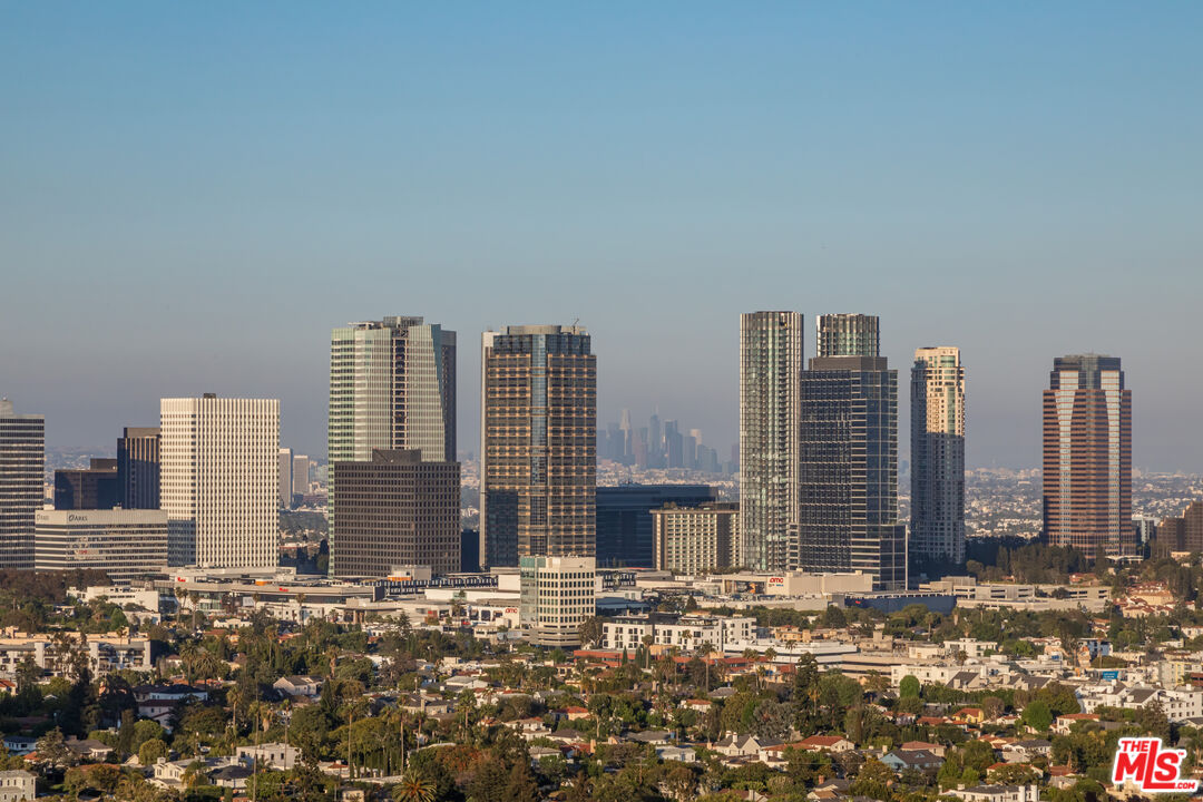 10800 Wilshire Blvd Unit: PH 2202