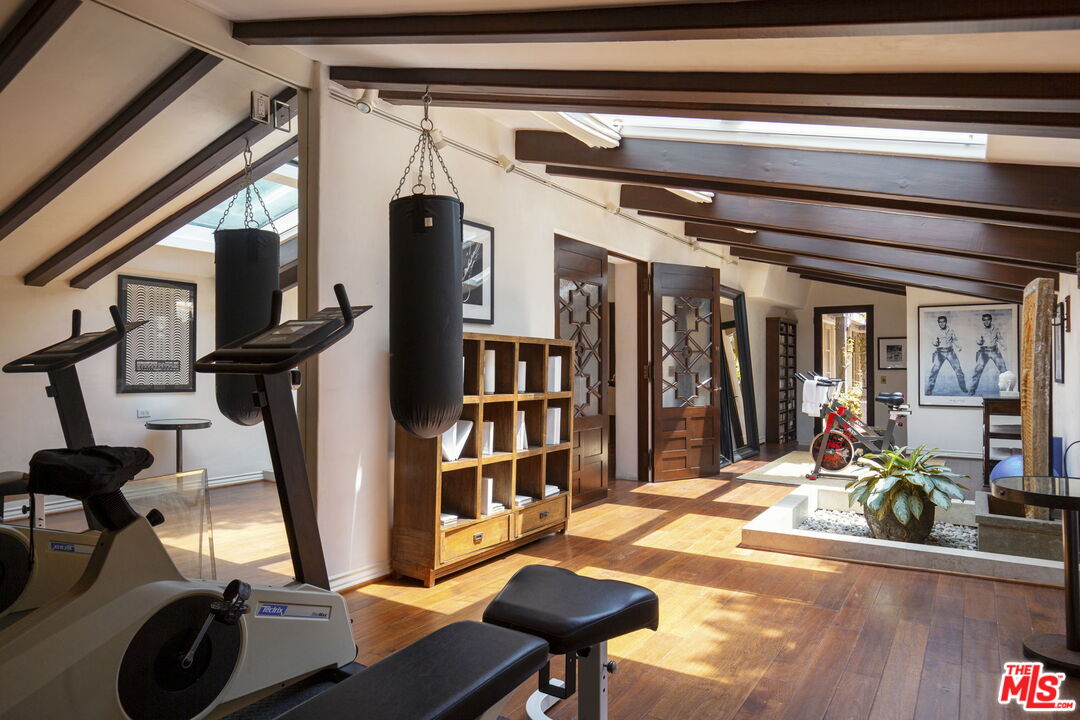 27403 Pacific Coast Hwy